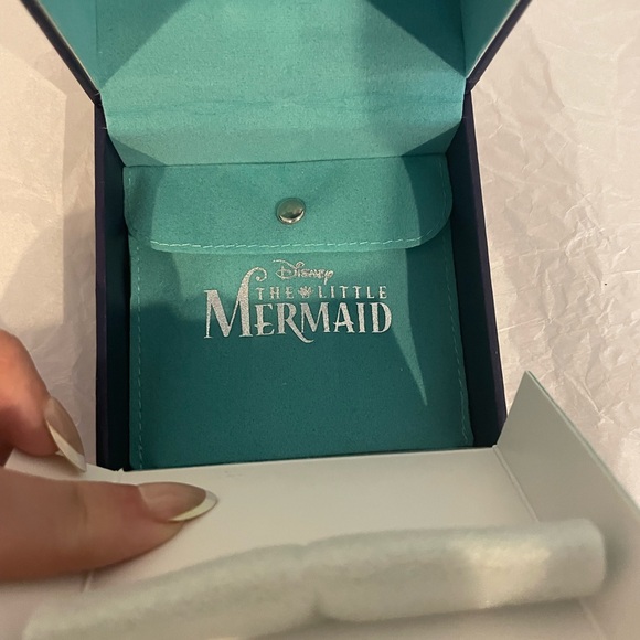 The Little Mermaid Silver Shell Earrings - Picture 12 of 14